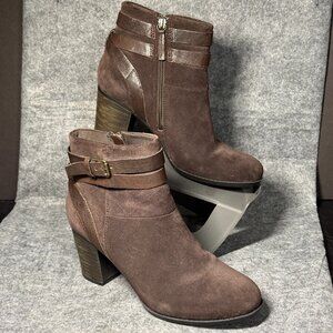 Clarks Enfield River Ankle Boots - Size 10 - Brown Suede Shoes - Zip Up